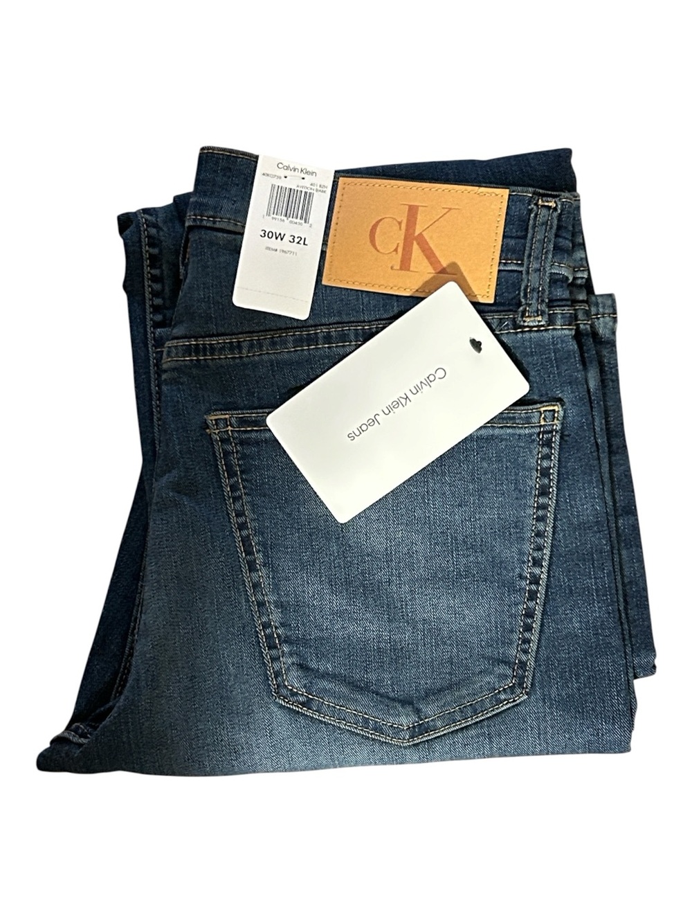 NEW Calvin Klein Men’s Dark Blue Straight Jeans 30 x 32